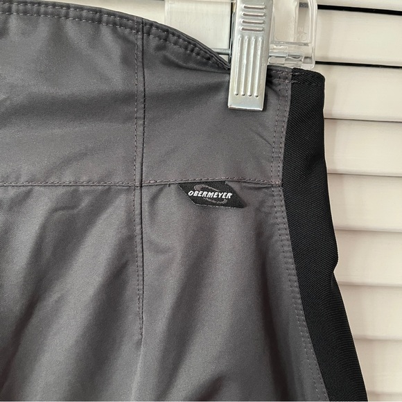 Obermeyer Ridgeline gray and black ski pants size 4 ladies, zipper at ankles. - Picture 7 of 9